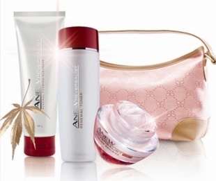 雅芳新活賦能系列 專利科技引領秋季駐顏修護新風尚